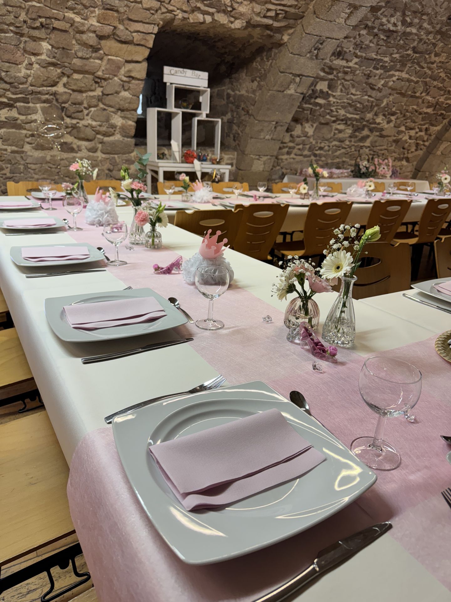 Mortagne sur Sèvre - Salle de la Cave ballon rose et blanc anniversaire baptême princesse