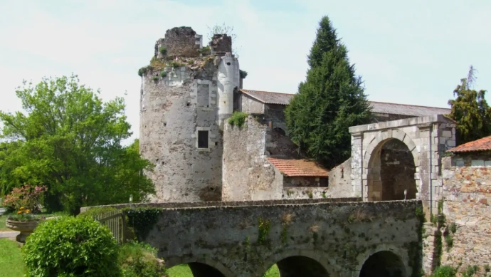 Le Pallet Chateau de la Galissonniere