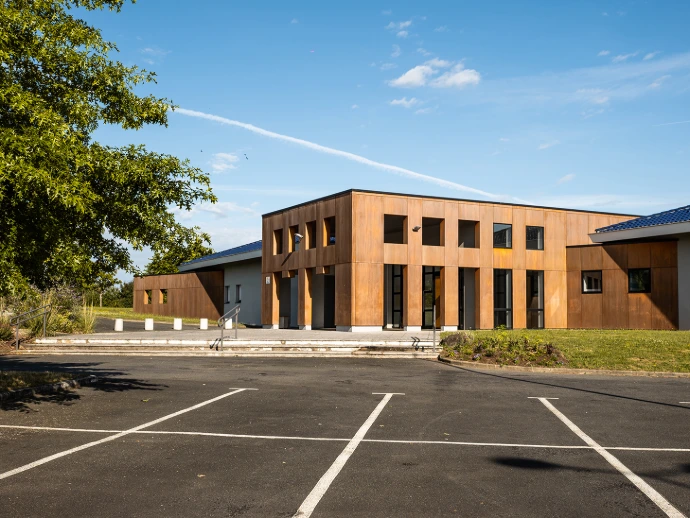 Trémentines Salle Azura 2000