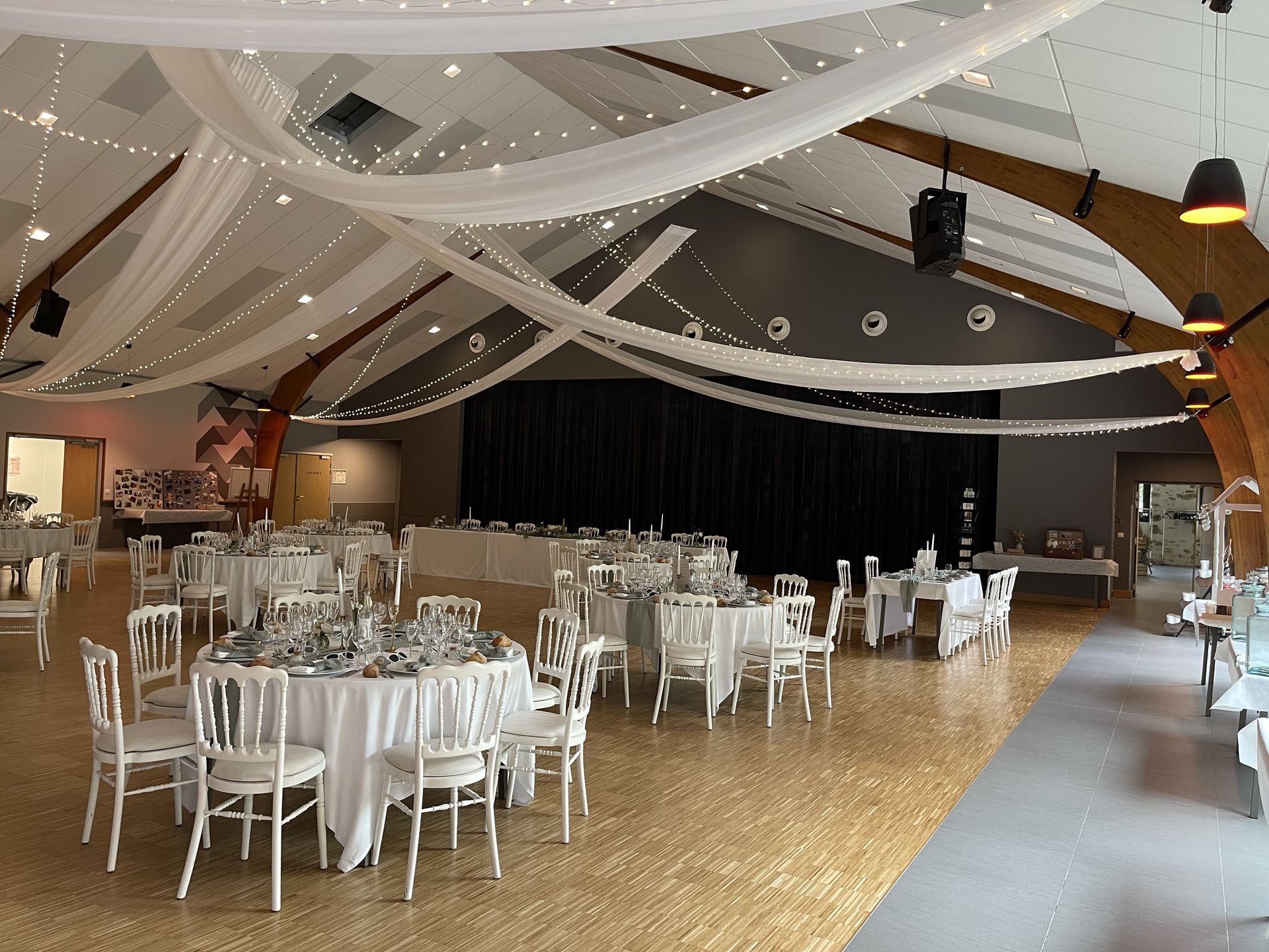 decoration salle plafond les landebaudiere La Gaubretiere