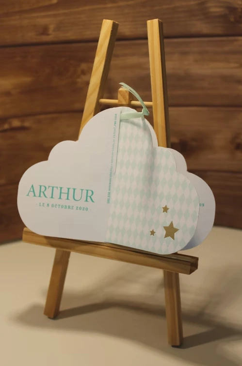 Faire part naissance nuage découpe à la forme bleu étoile