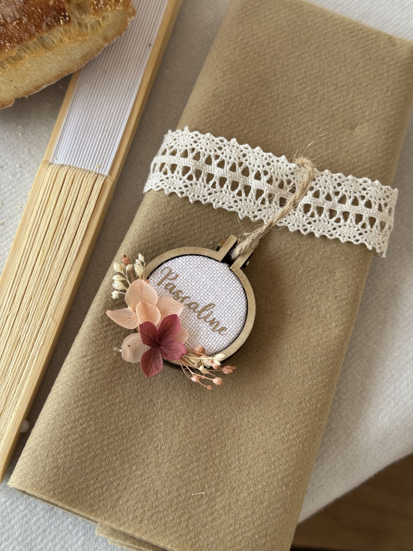 cadeaux invités personnalisé marque place