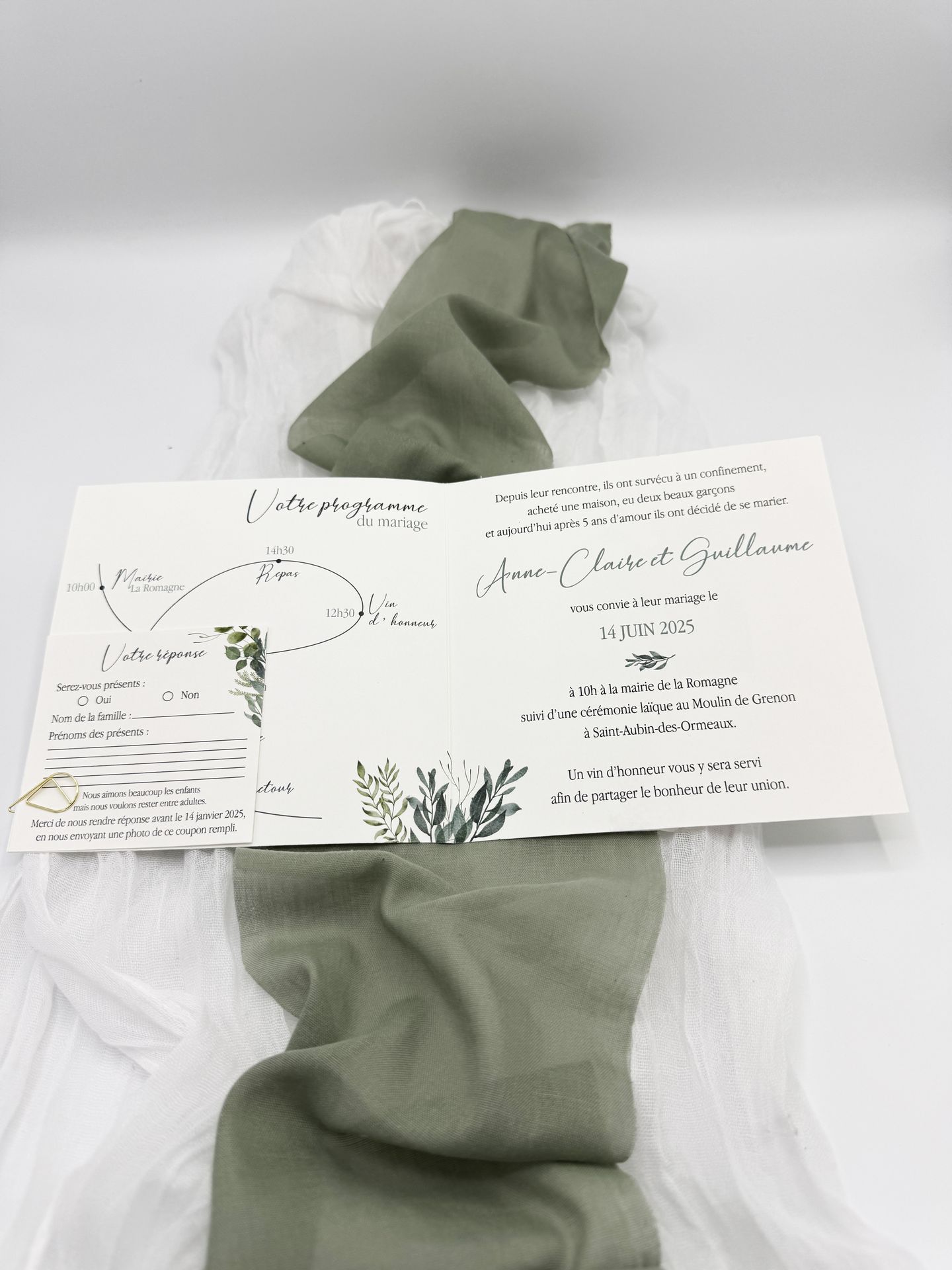 Faire par mariage couronne de végétaux doré vert eucalyptus