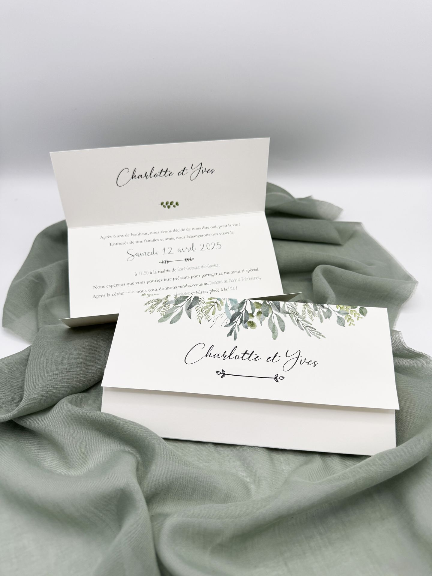 Faire part mariage blanc feuillage vert sauge