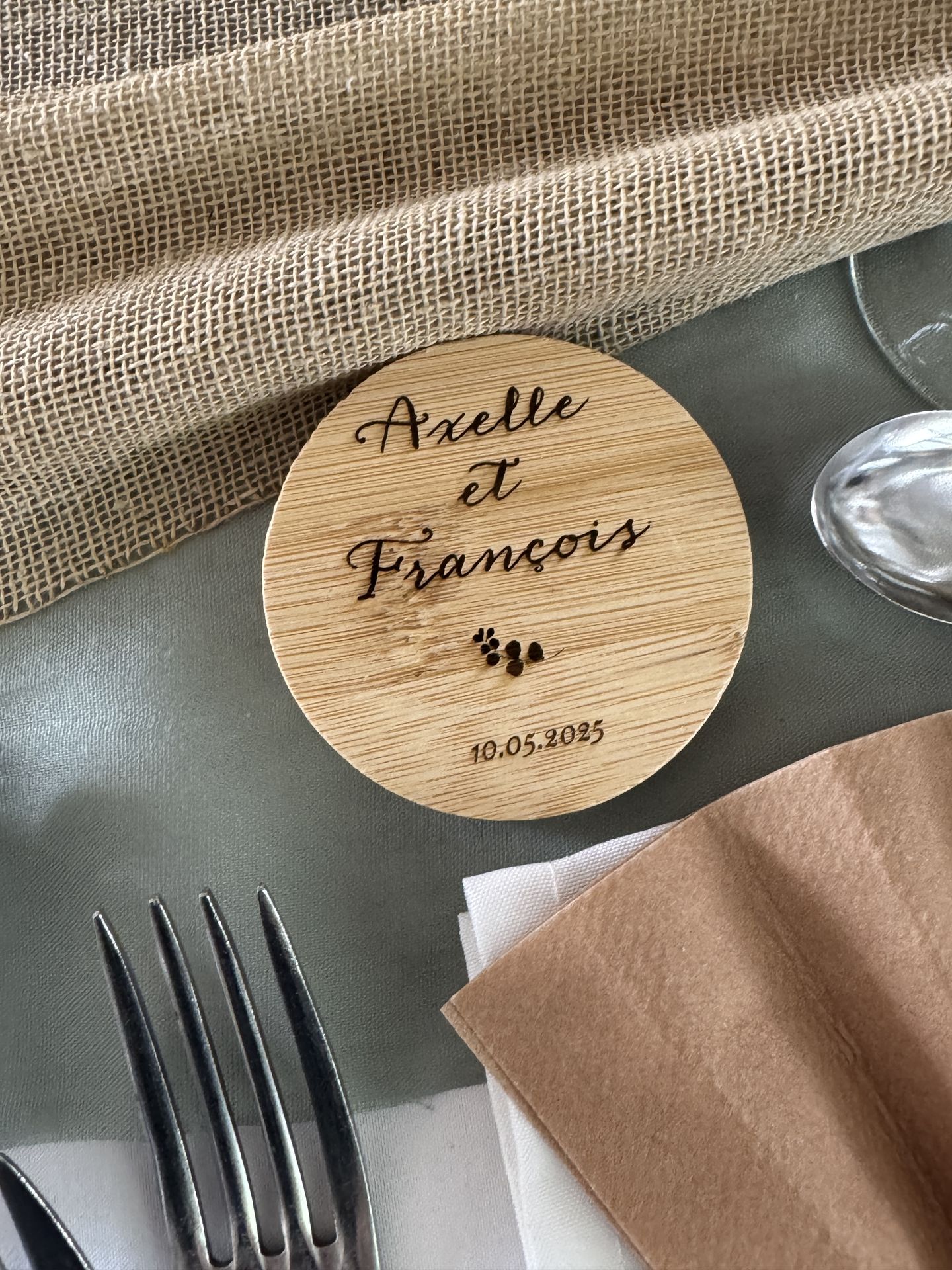 Mariage Bégrolles en Mauges cadeaux invités en bois personnalisé
