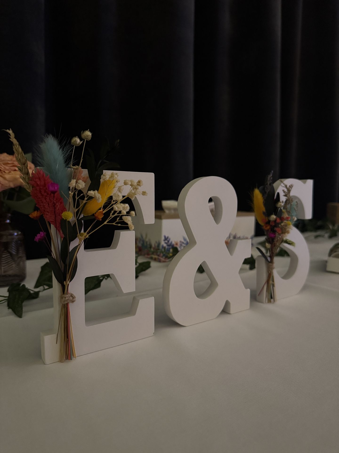 Mariage Les Landebaudières Initial blanche et fleurs sèches