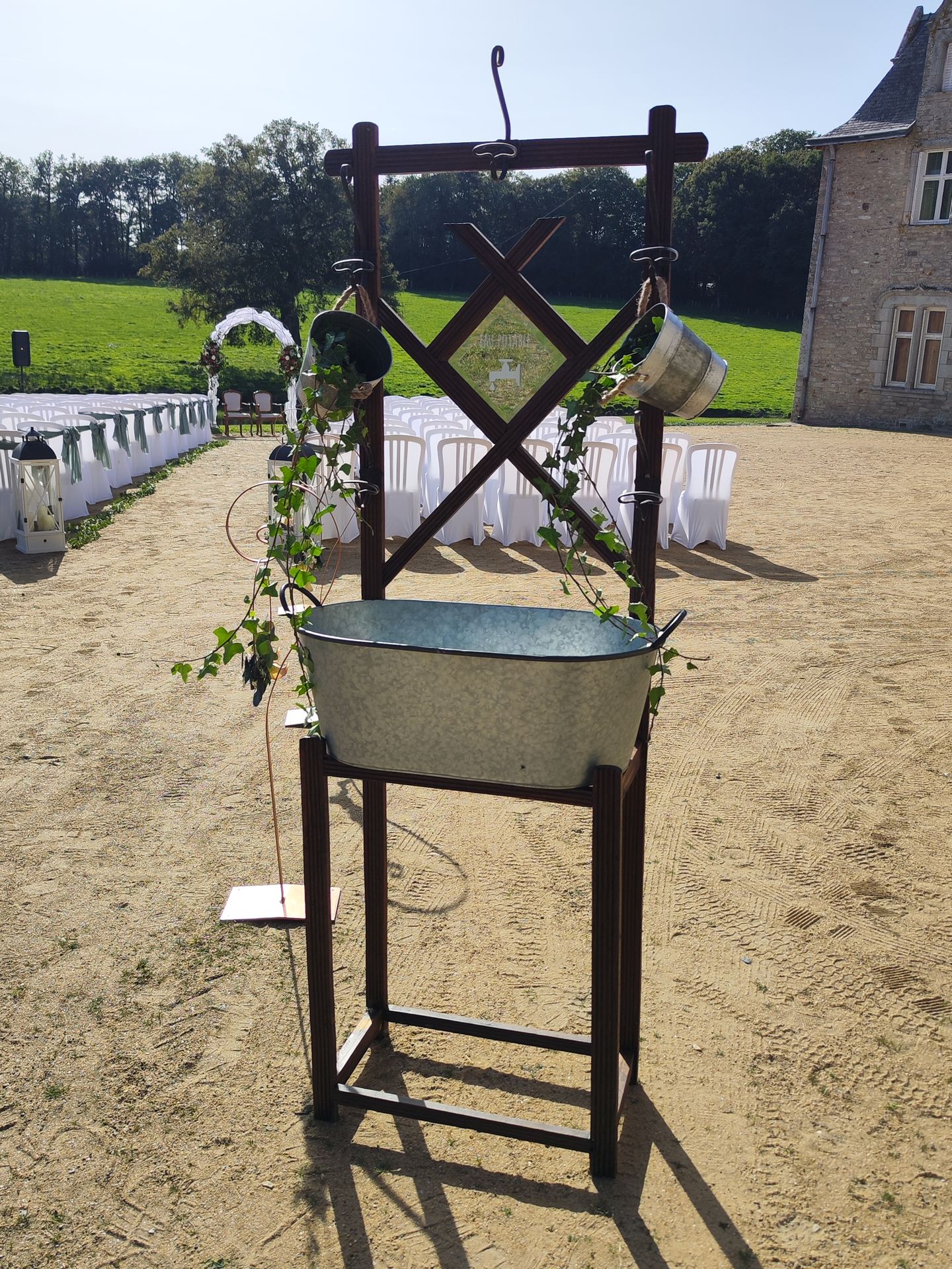 ion Mariage Château de la Bretonnière décor cérémonie laique
