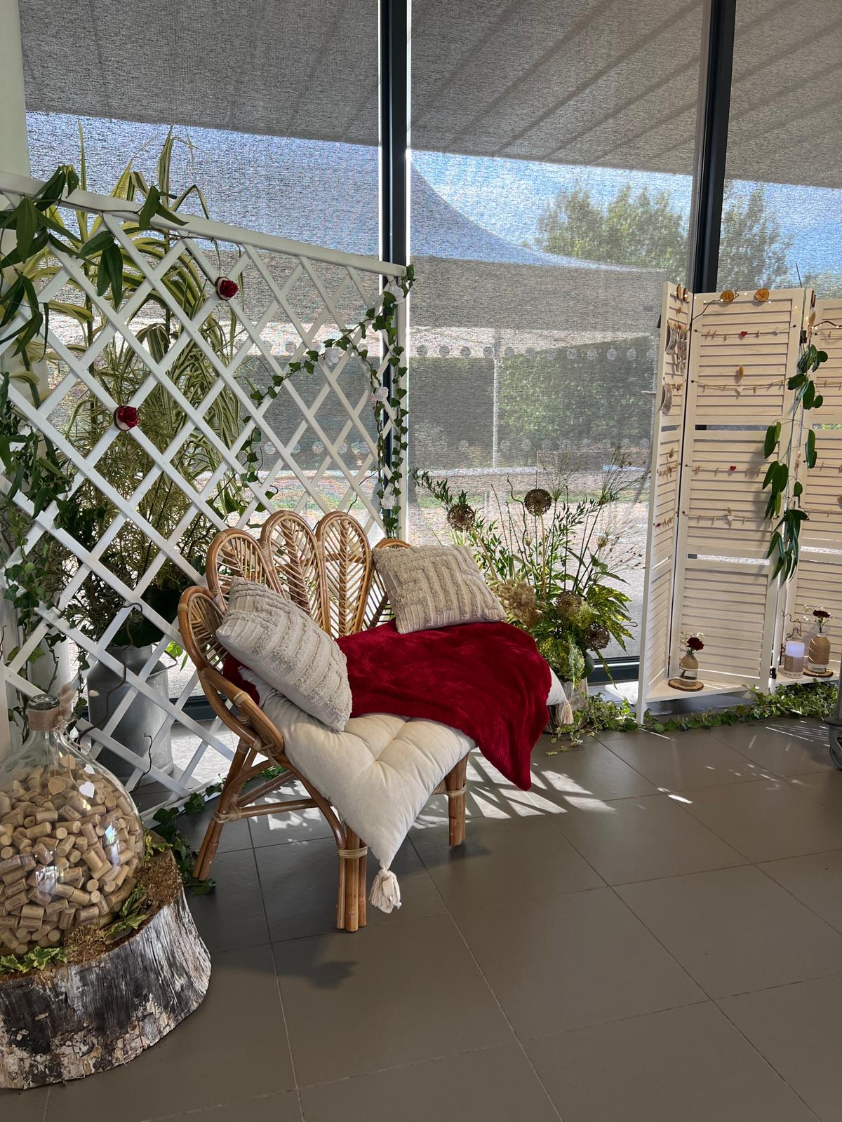 Mariage Espace Renaudin Espace photo canapé et feuillage