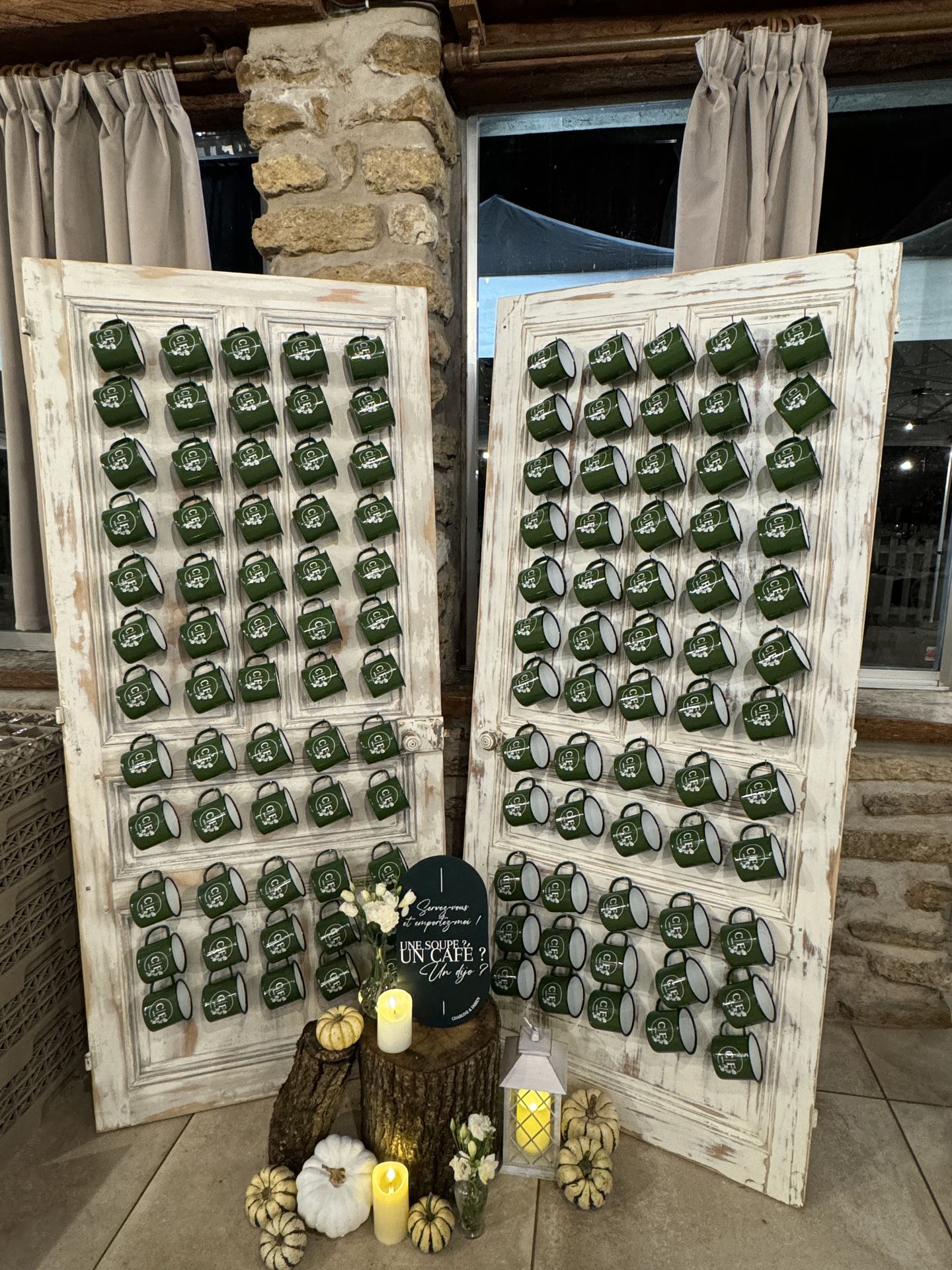 Mariage La Grange du Lay Mur de mug personnalisé vert sapin
