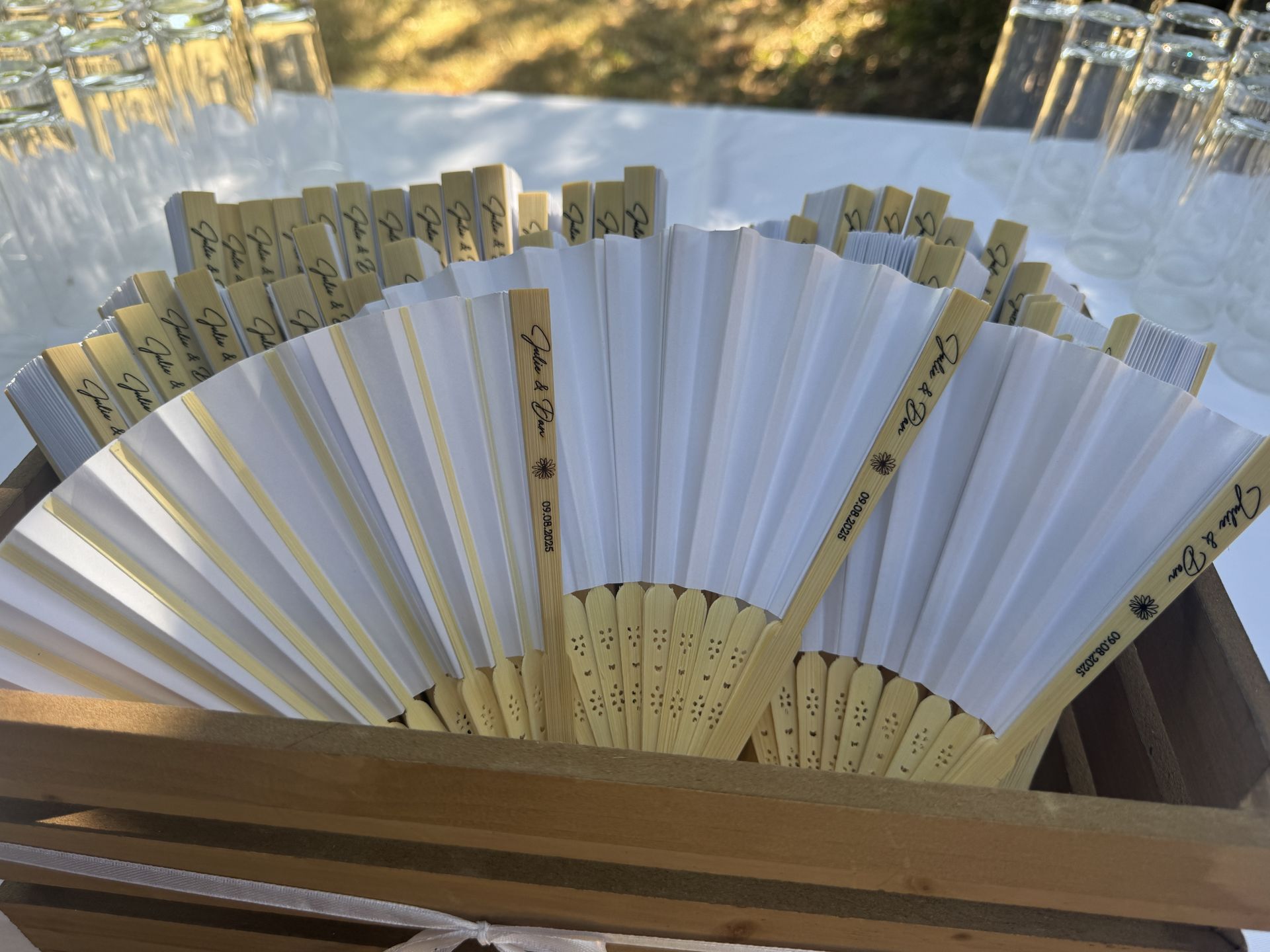 Mariage la Barbinière éventails blanc personnalisé