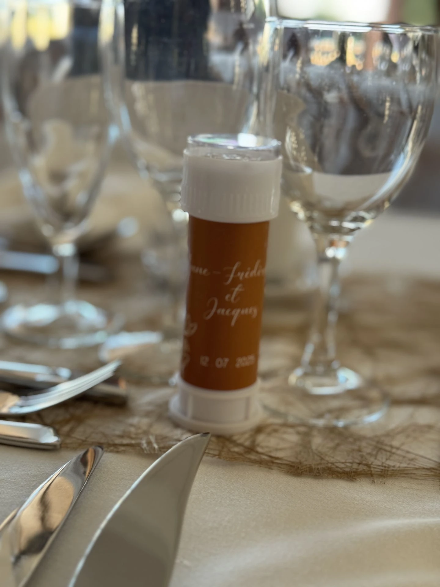 Mariage Espace Convivial tube à bulle personnalisé dorée