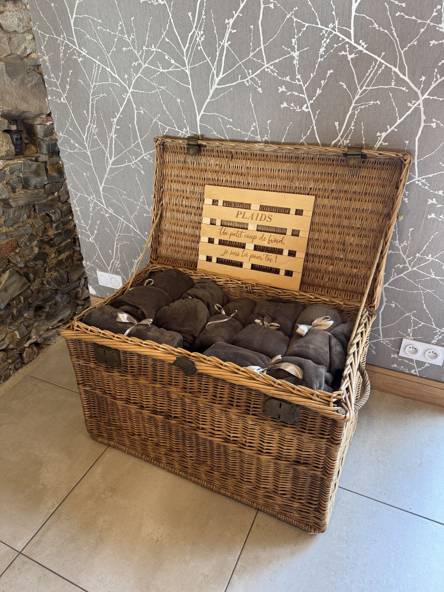 Mariage Domaine de Marin Malle à plaids en maille