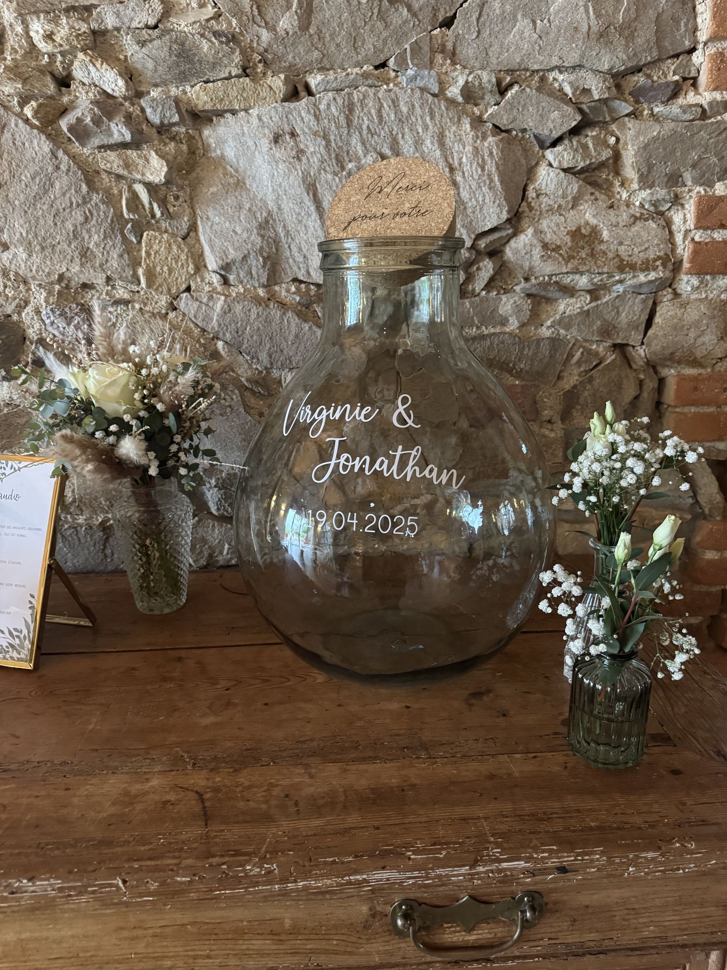 Mariage Domaine de Marin dame-jeanne personnalisé