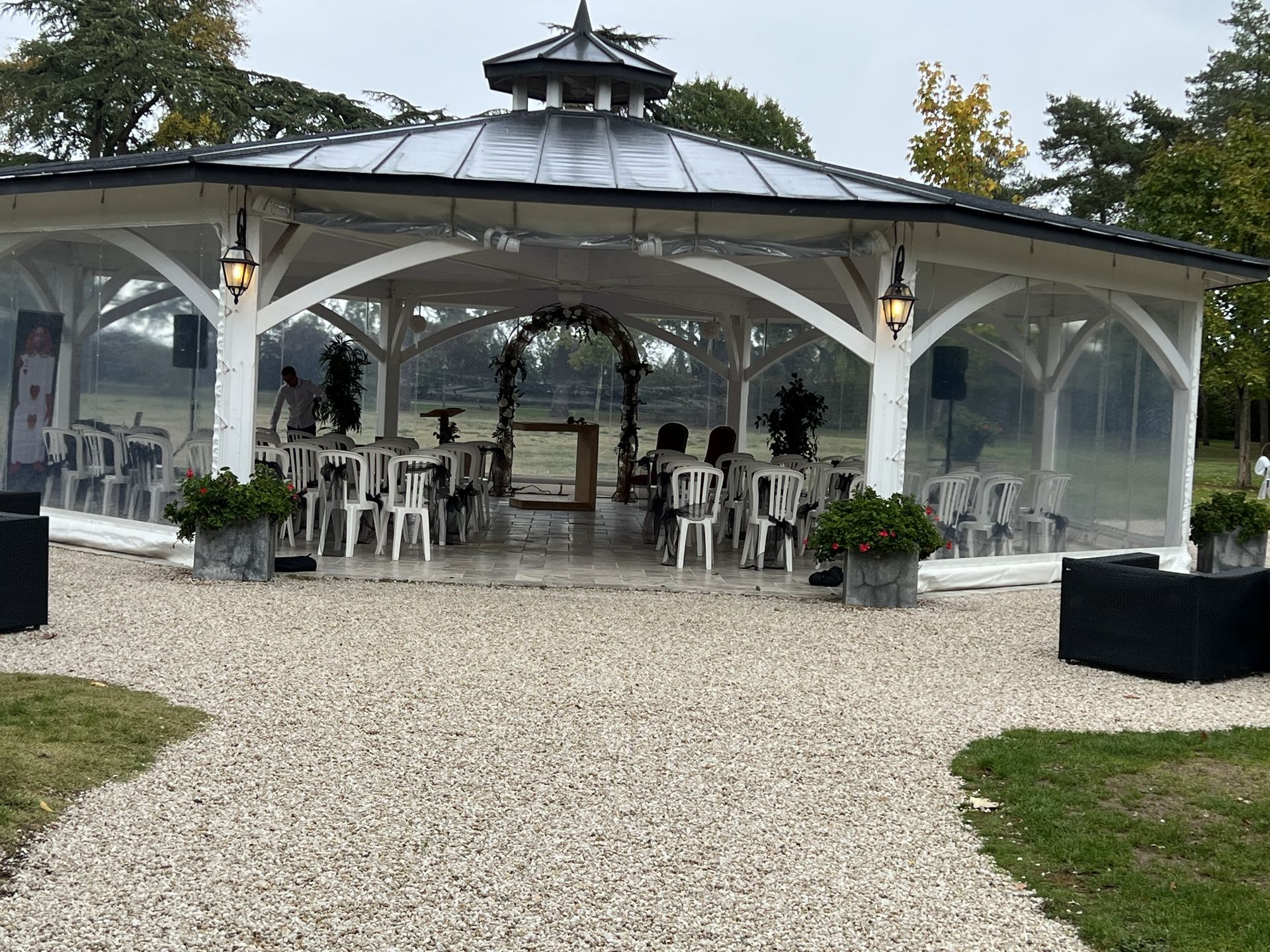 Mariage Domaine de Châtillon salle extérieur cérémonie laique
