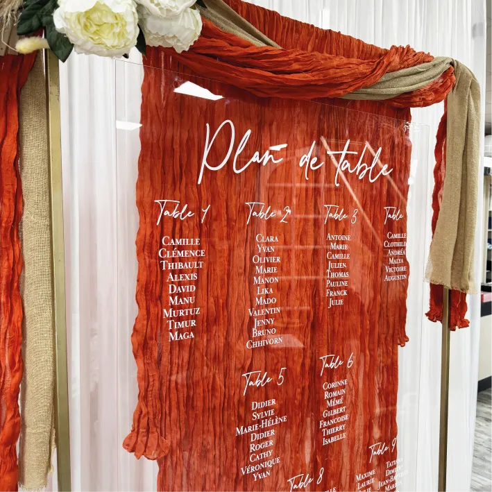 LOC 368 Cadre or sur pied avec plexi 2.webp