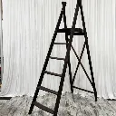 LOC 303 escabeau foncé.webp