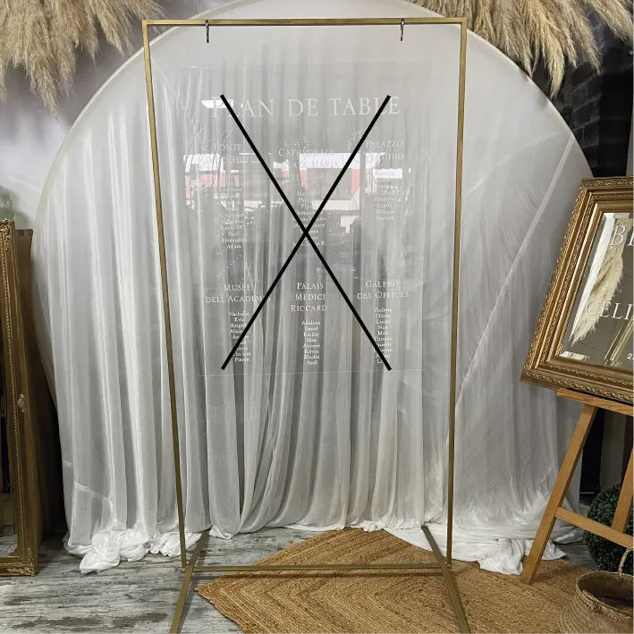 [LOC330] Grande structure dorée