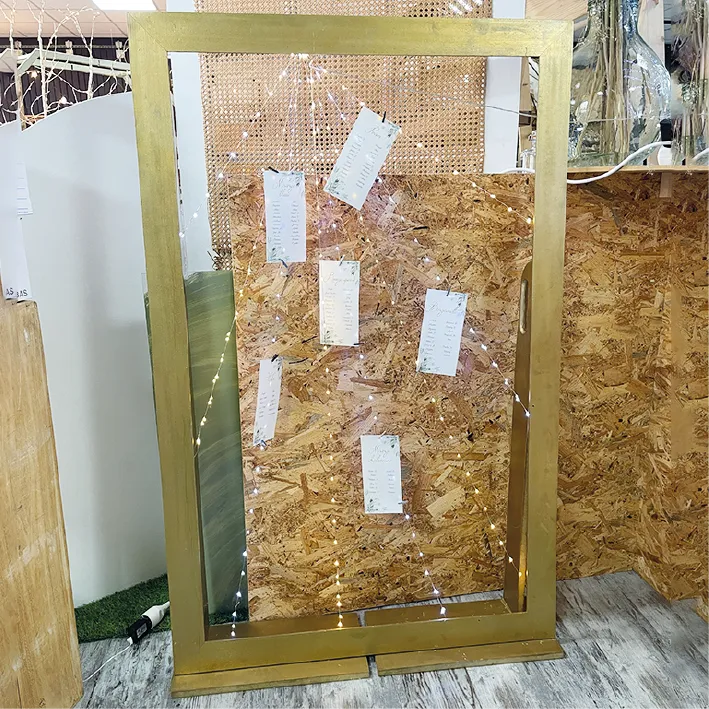 [LOC334-Doré] Plan de table + led (Doré)